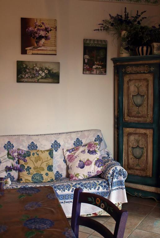 Appartamento Vacanze Magnolia E Glicine ตัวโร ซุล ตราซิเมโน ภายนอก รูปภาพ